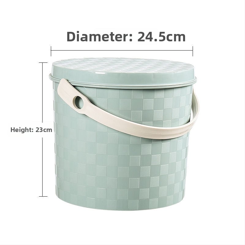 Plastist paksenenud kaasaskantav ämber käepideme ja kaanega koduseks kasutuseks, kalapüügiks, auto pesuks ja hoiustamiseks