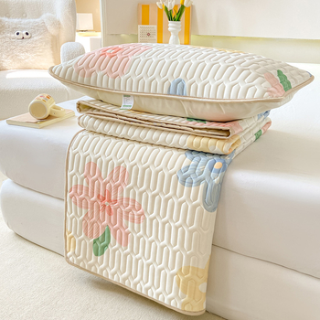 Latekso miego kilimėlis su silkscreen gėlių raštu; natūralus lateksas, latekso sudėtis 80-90%, šiuolaikinis minimalistinis stilius