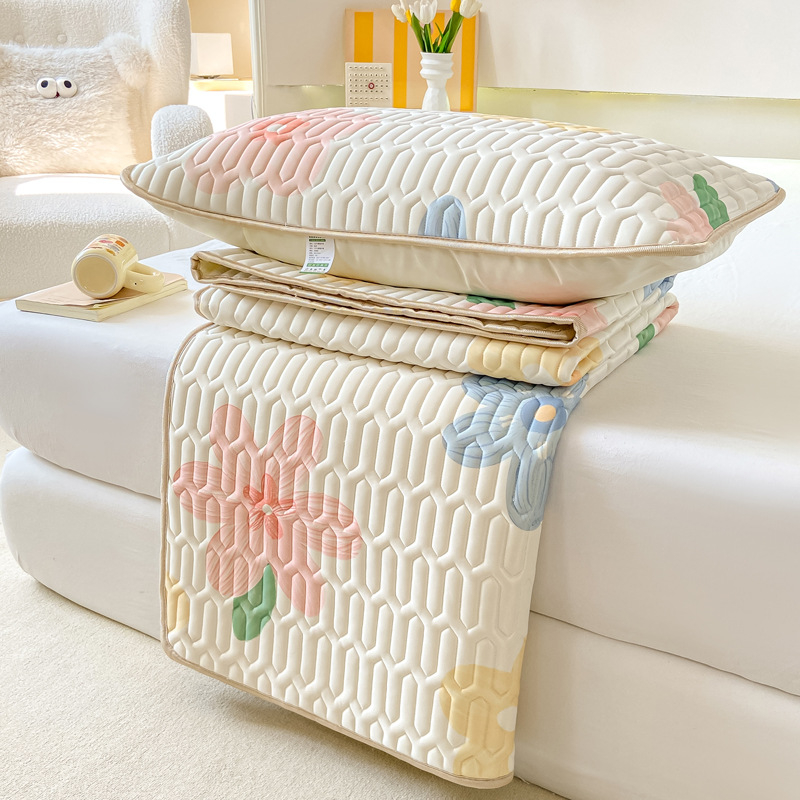 Latekso miego kilimėlis su silkscreen gėlių raštu; natūralus lateksas, latekso sudėtis 80-90%, šiuolaikinis minimalistinis stilius