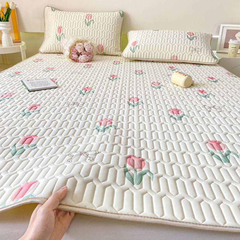 Latekso miego kilimėlis su silkscreen gėlių raštu; natūralus lateksas, latekso sudėtis 80-90%, šiuolaikinis minimalistinis stilius