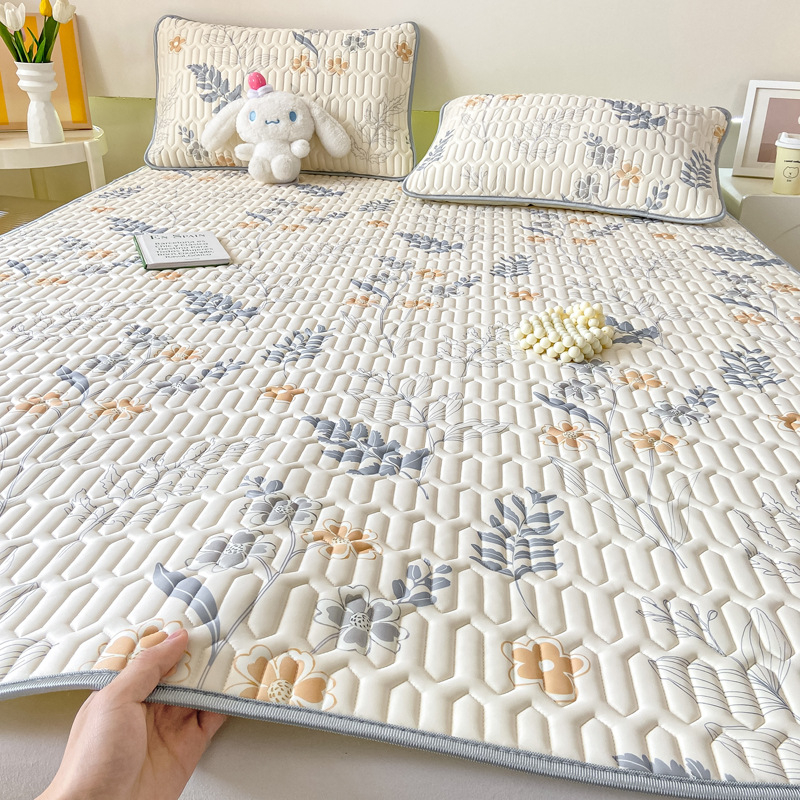 Latekso miego kilimėlis su silkscreen gėlių raštu; natūralus lateksas, latekso sudėtis 80-90%, šiuolaikinis minimalistinis stilius