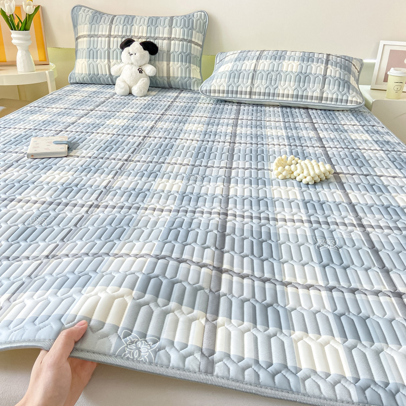 Latekso miego kilimėlis su silkscreen gėlių raštu; natūralus lateksas, latekso sudėtis 80-90%, šiuolaikinis minimalistinis stilius