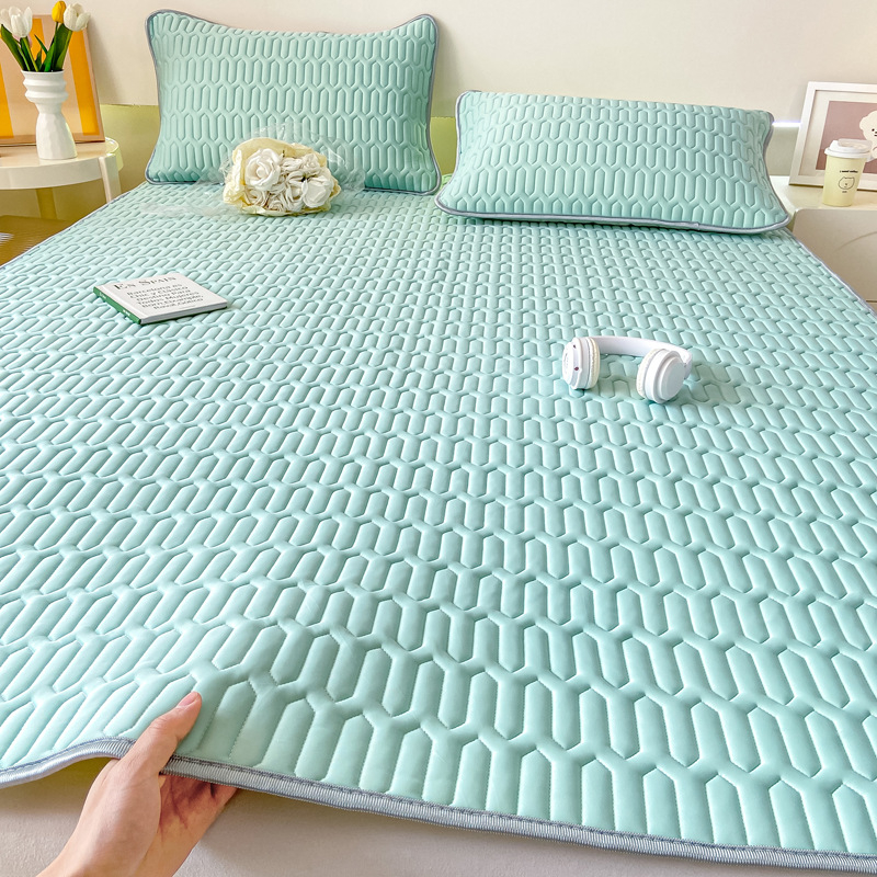 Latekso miego kilimėlis su silkscreen gėlių raštu; natūralus lateksas, latekso sudėtis 80-90%, šiuolaikinis minimalistinis stilius