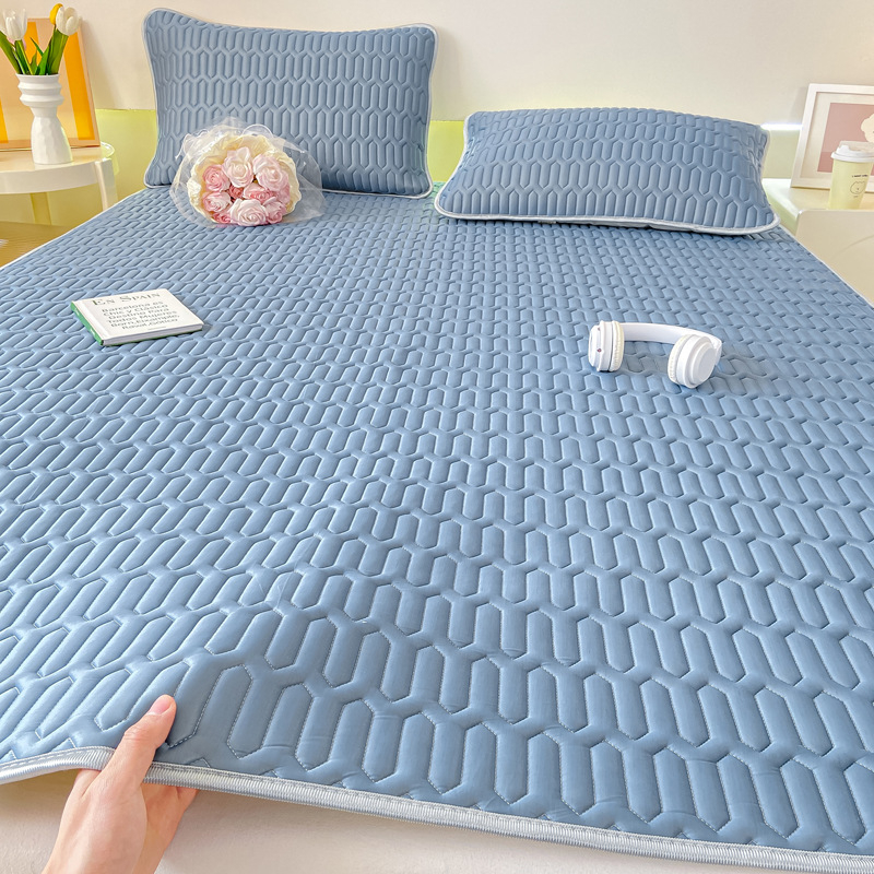 Latekso miego kilimėlis su silkscreen gėlių raštu; natūralus lateksas, latekso sudėtis 80-90%, šiuolaikinis minimalistinis stilius