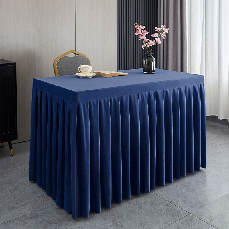 Φούστα τραπεζιού για αίθουσα συνεδριάσεων από ολλανδικό βελούδο, ορθογώνιο σχήμα, ξενοδοχειακό στυλ