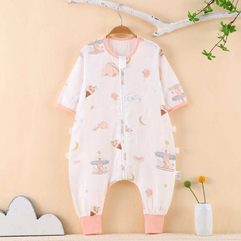 Vaikų miego maišelis iš bambuko pluošto; lengvas vasaros modelis; trilypė konstrukcija (audinys, pamušalas, užpildas) iš bambuko pluošto; nailoninis užtrauktukas; drėgmės valdymas; tinkamas kūdikiams ir vaikams (0–6 m.)