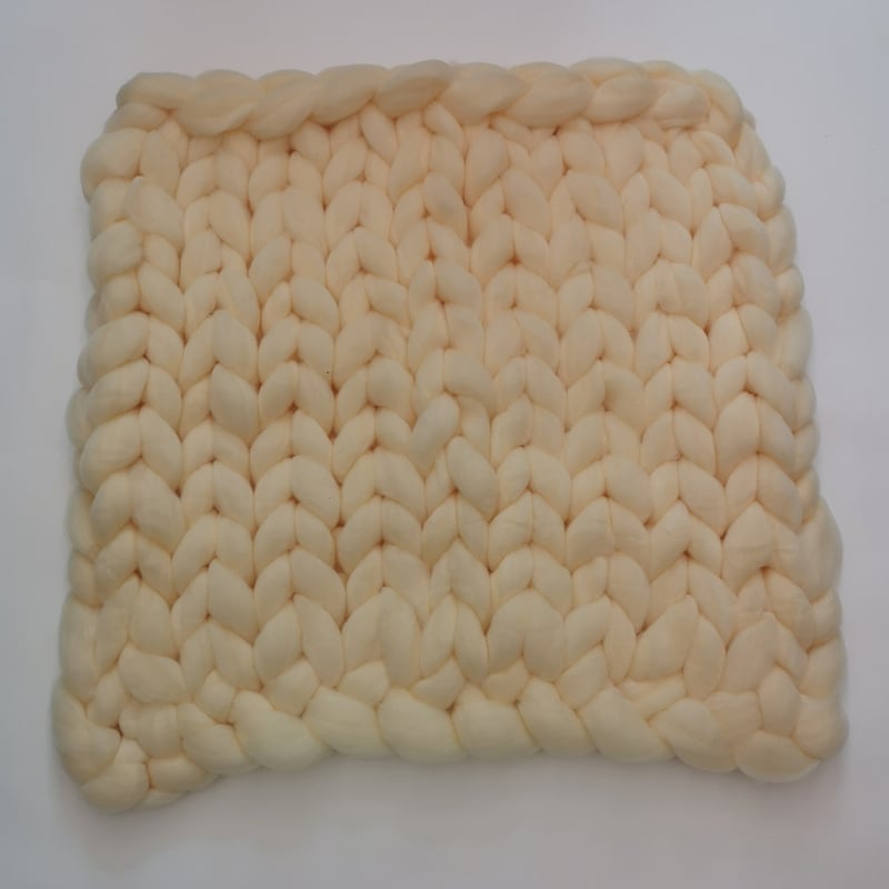 Tekk – triibuline, kaasaegne minimalistlik stiil (Polüester; Triibud; Kaasaegne minimalistlik stiil; Talv; Kaal alla 300 g)