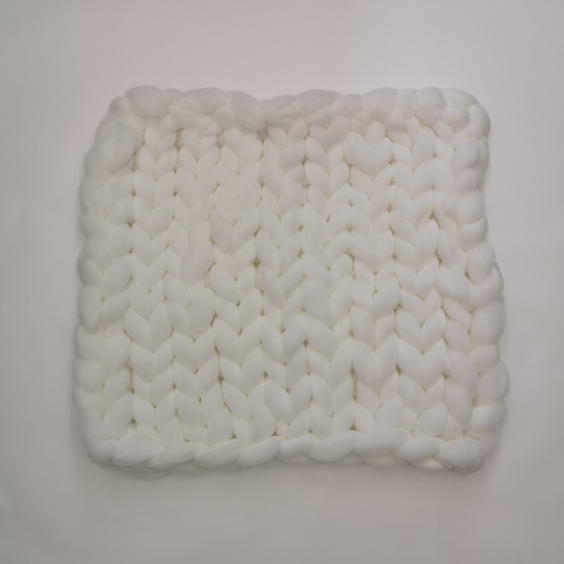 Tekk – triibuline, kaasaegne minimalistlik stiil (Polüester; Triibud; Kaasaegne minimalistlik stiil; Talv; Kaal alla 300 g)