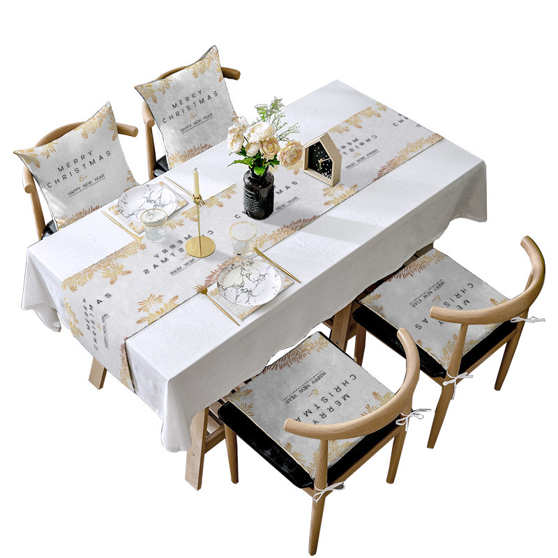 Stalo vėliavos rinkinys – Kalėdinė lino dekoracija su Mėnulio motyvu; Medžiaga: Linas su šlifavimo pagrindu; Audinio turinys: 80%; Pagrindinių komponentų turinys: 80%; Individualizuotas apdorojimas