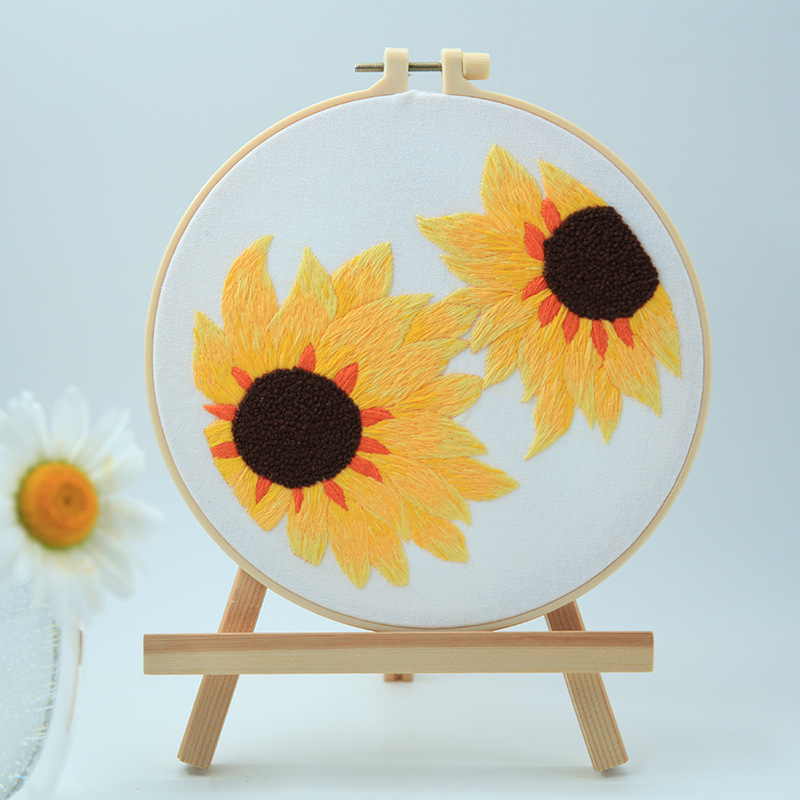 Krusta šūšanas komplekts: karājošs gleznojums ar tauriņiem, ziediem un zāli, dzīvojamajai istabai, mūsdienīgs minimālisma stils