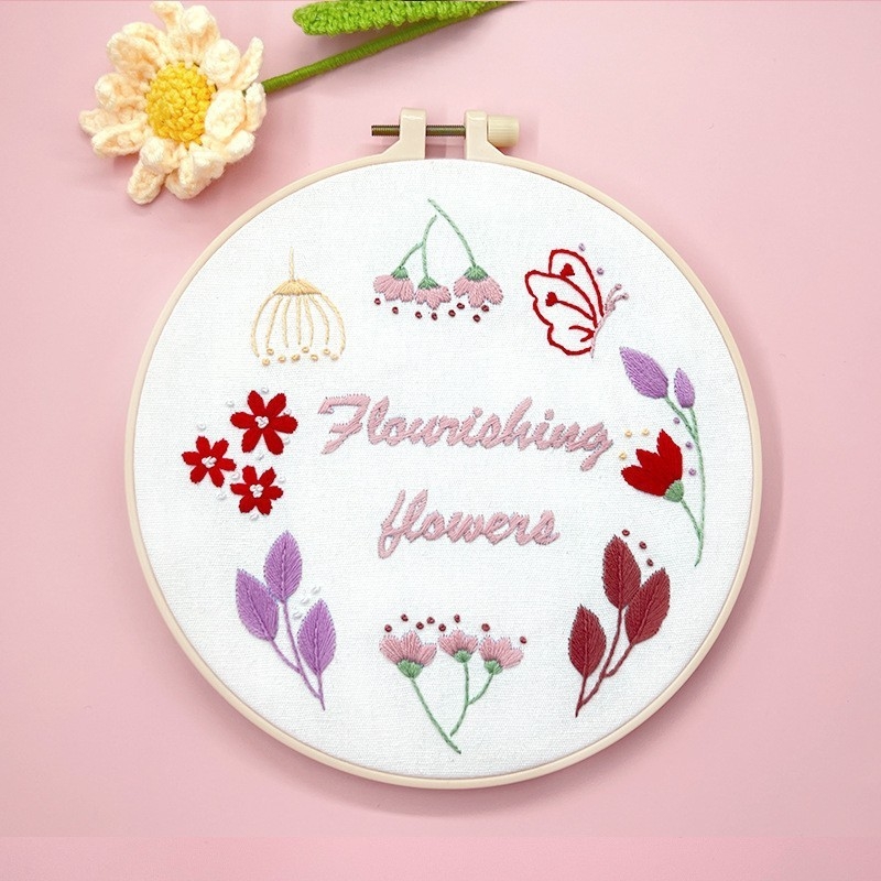 Krusta šūšanas komplekts: karājošs gleznojums ar tauriņiem, ziediem un zāli, dzīvojamajai istabai, mūsdienīgs minimālisma stils