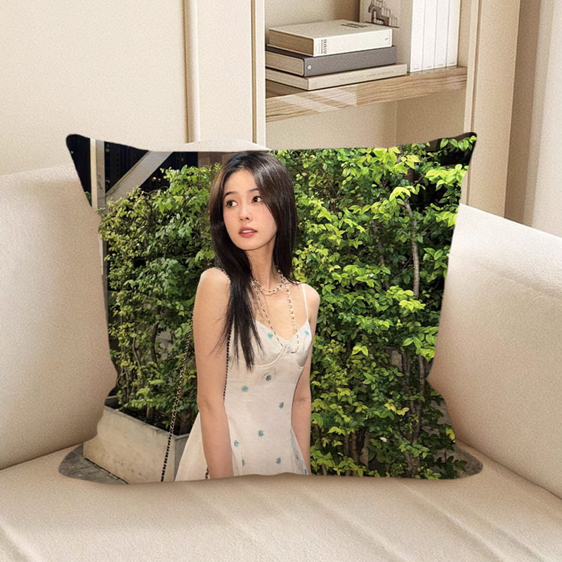 Dvostrani jastuk s temom ljubavi, plišani, iz serije jastuka za dnevni boravak, Zheng Shuyi, Jiang Xue Ning i Li Susu