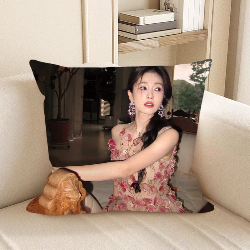 Dvostrani jastuk s temom ljubavi, plišani, iz serije jastuka za dnevni boravak, Zheng Shuyi, Jiang Xue Ning i Li Susu