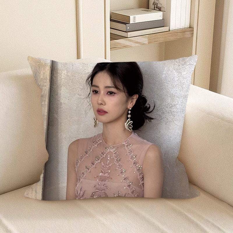 Dvostrani jastuk s temom ljubavi, plišani, iz serije jastuka za dnevni boravak, Zheng Shuyi, Jiang Xue Ning i Li Susu