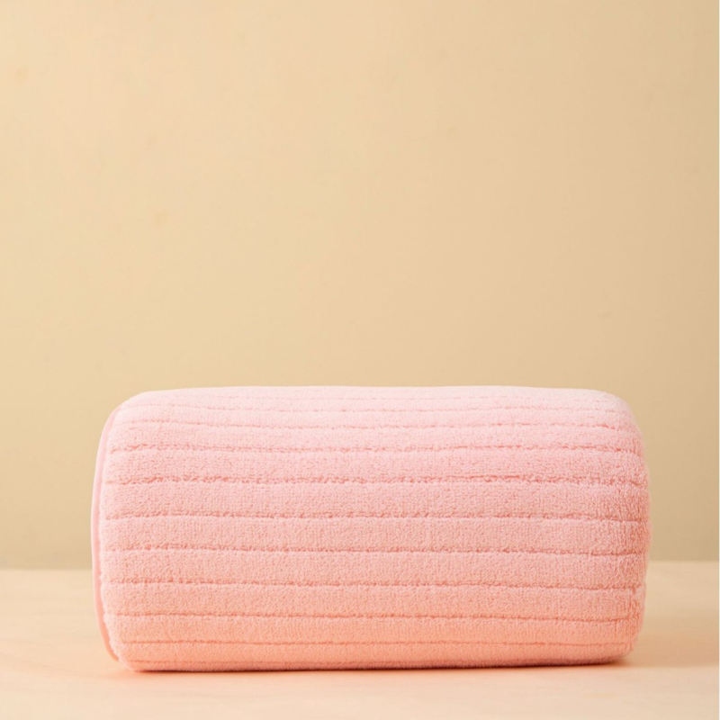 Koralinės fliso rankšluostis dovanų dėžutėje | Logotipo spausdinimas galimas | Svoris 200 g+ | Paprasta audimo | Aukštas sugeriamumas