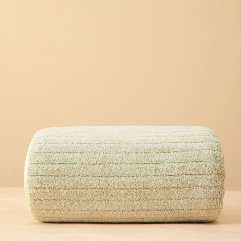 Koralinės fliso rankšluostis dovanų dėžutėje | Logotipo spausdinimas galimas | Svoris 200 g+ | Paprasta audimo | Aukštas sugeriamumas