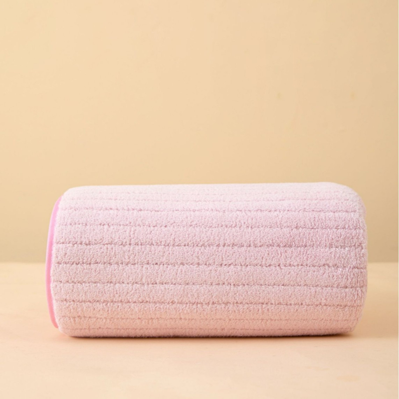 Koralinės fliso rankšluostis dovanų dėžutėje | Logotipo spausdinimas galimas | Svoris 200 g+ | Paprasta audimo | Aukštas sugeriamumas