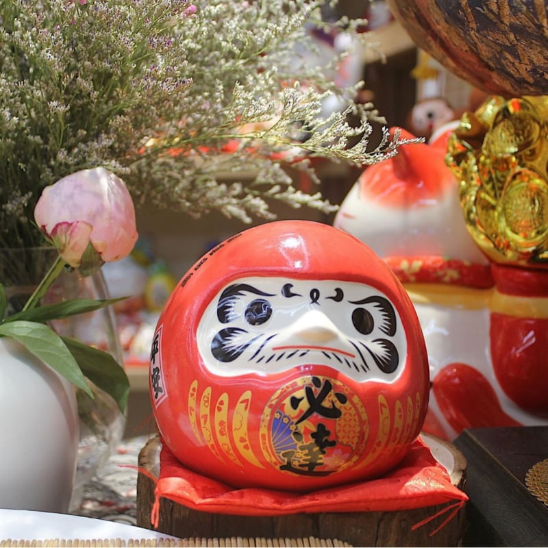 Keraminė Dharma kiaušinio piniginė — balta porcelėna, Damo stilius, interjerui sushi restorano