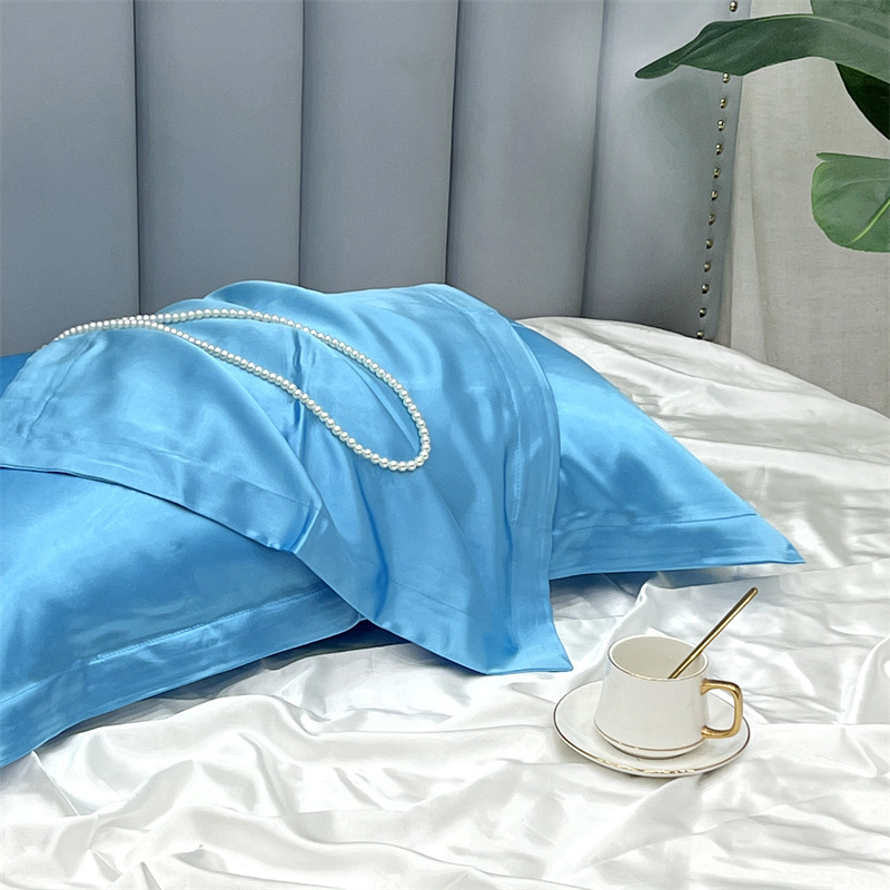 Jastučnica Zunhuang, ice silk tkanina, 120 niti, twill tkanje, bojena po niti, moderan minimalistički stil