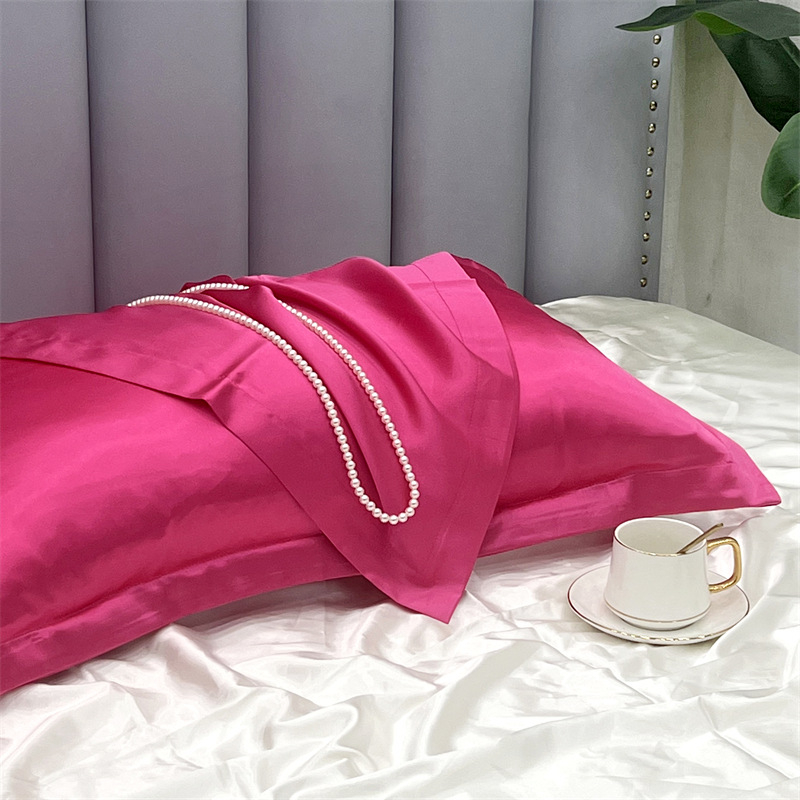 Jastučnica Zunhuang, ice silk tkanina, 120 niti, twill tkanje, bojena po niti, moderan minimalistički stil