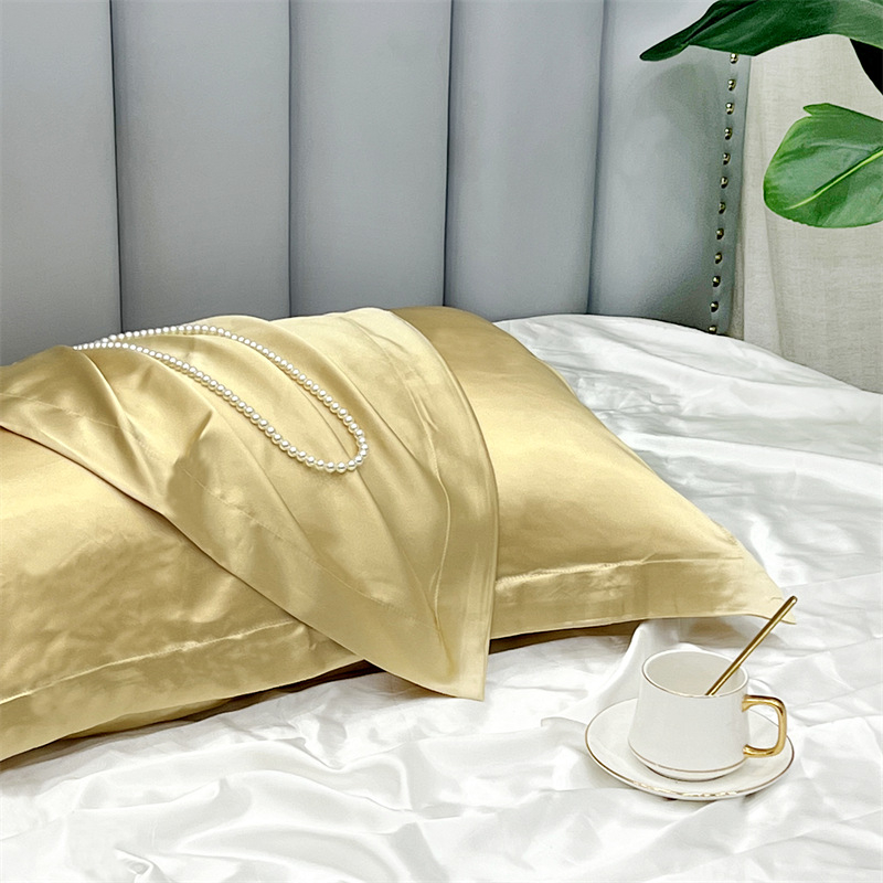 Jastučnica Zunhuang, ice silk tkanina, 120 niti, twill tkanje, bojena po niti, moderan minimalistički stil