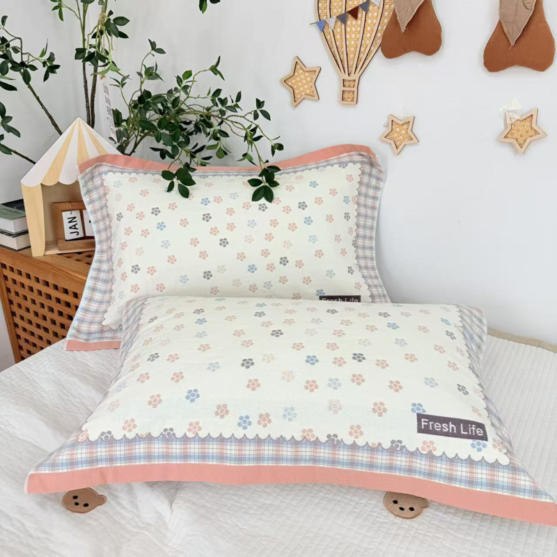 Márka nélküli pamut párnahuzat, otthoni használatra