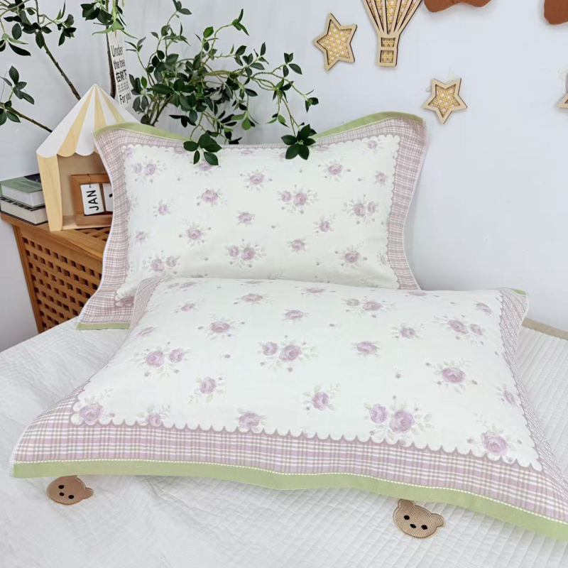 Márka nélküli pamut párnahuzat, otthoni használatra