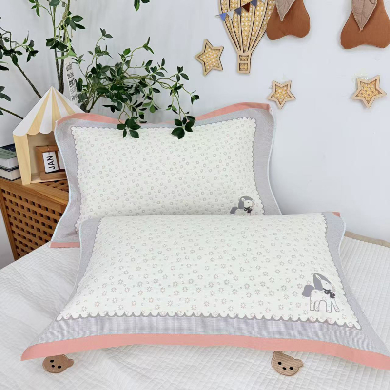 Márka nélküli pamut párnahuzat, otthoni használatra