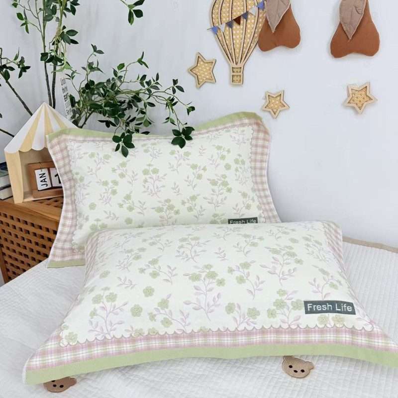 Márka nélküli pamut párnahuzat, otthoni használatra