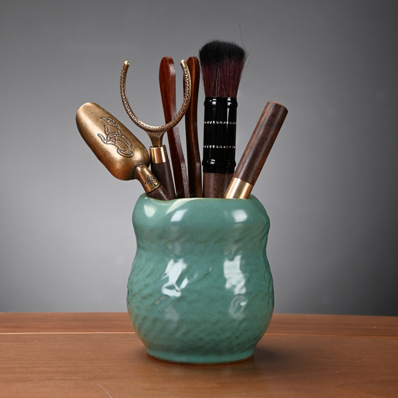 Κεραμικό σετ τελετής τσαγιού με Έξι Κυρίους (Υλικό: κεραμικό; Στυλ: Νέο κινεζικό στυλ) Περιλαμβάνει: δίσκο τσαγιού, πετσέτα, χαλάκι για τσάι και αξεσουάρ τσαγιού