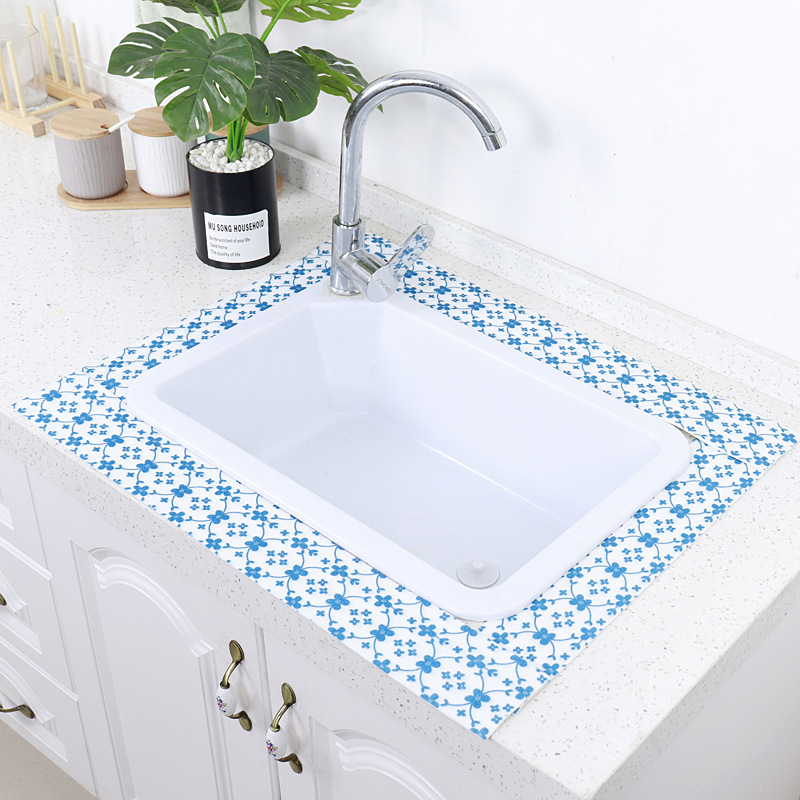 Savarankiškai klijuojami lipdukai virtuvės plovimui, praustuvei ir langų stiklams: prieš nešvarumus, drėgmės įsisavinimą ir elektrostatinį lipimą