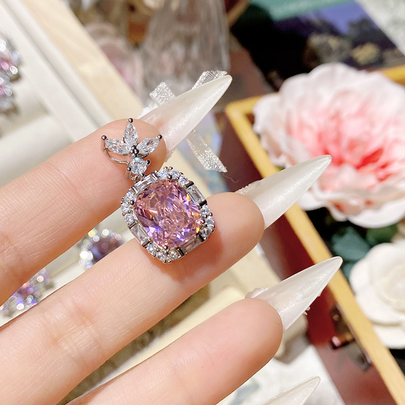 Vario pakabukas ir apyrankės rinkinys su gėlių raštu, auksu dengtas įdėklas su dirbtiniais akmenimis, kryžminė grandinė