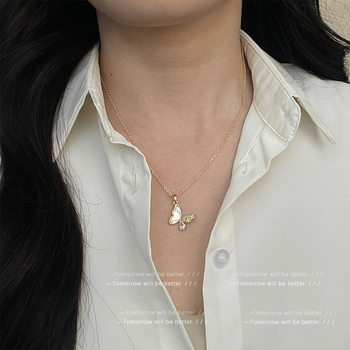 Colier din scoică naturală cu finisaj electroplacat, lanț regulat, pandantiv din scoică, stil inimă și geometric