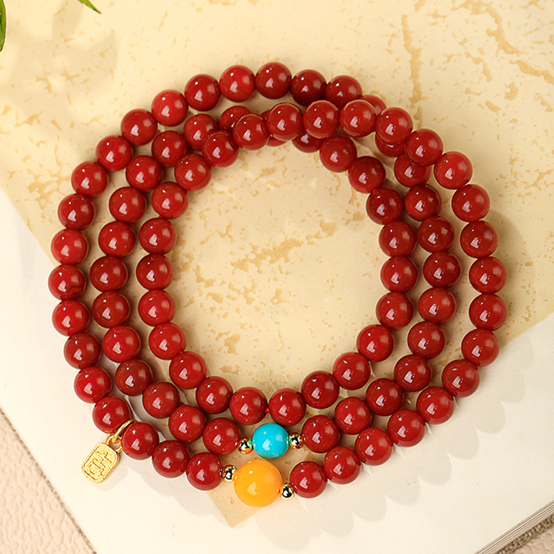 Гривна от южен червен агат — полирана, унисекс, стил свеж и сладък, форми: звезда/геометрична, пролет 2025