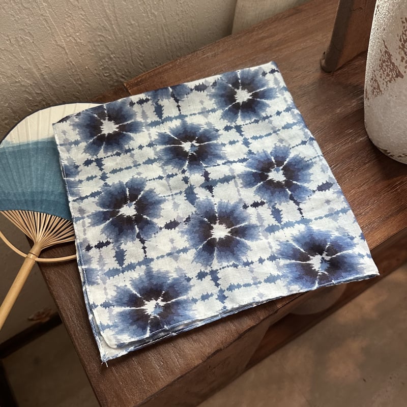 Șal pătrat mic – Tie-Dye, protecție solară, stil INS, țesătură viscoză TR, țesătură simplă (vara 2024)