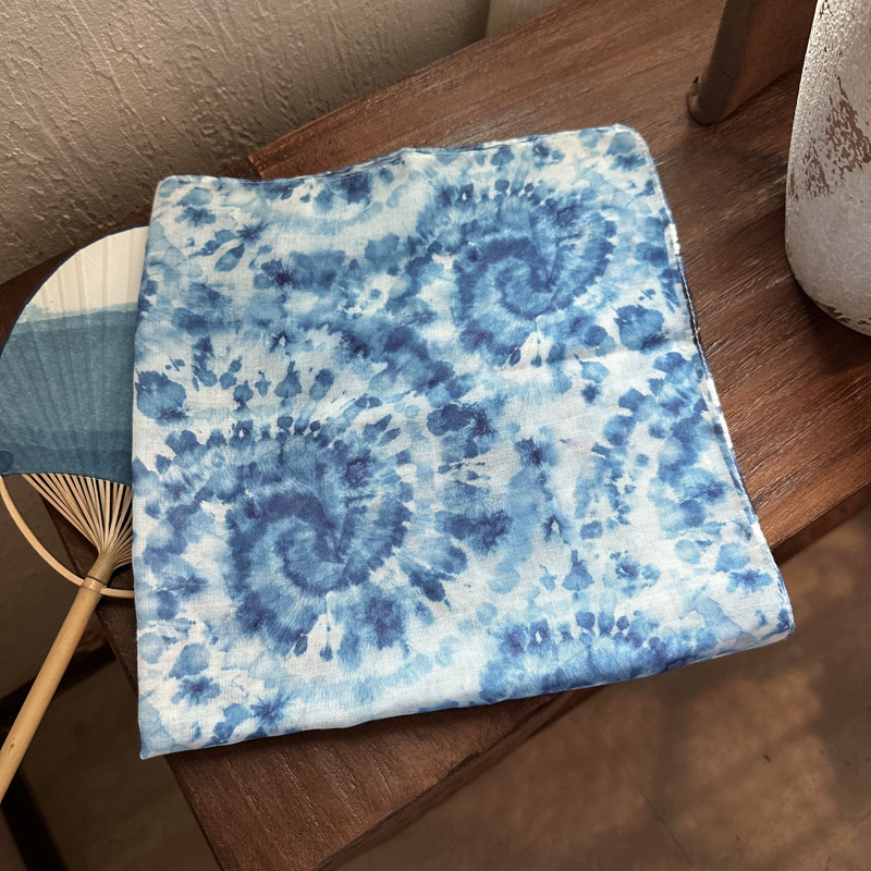 Șal pătrat mic – Tie-Dye, protecție solară, stil INS, țesătură viscoză TR, țesătură simplă (vara 2024)