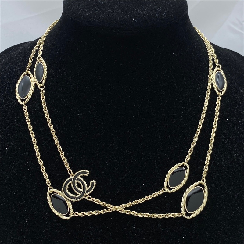 Kaklo grandinė puloveriui iš vario ir elektroninio balto plieno, vintage raštas, kvadratinis dizainas, ilgis 81 cm+