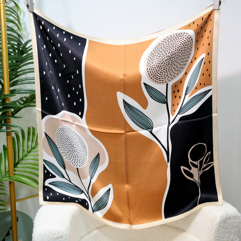 Esarfa de mătase pătrată – imprimeu floral, 100% mătase, lansare toamnă 2024, stil versatil și elegant