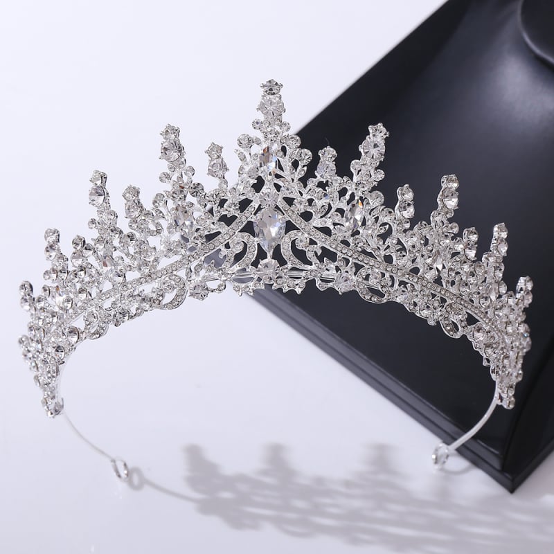 Булчинска корона с кристали, сплав; покритие: дебело сребро/KC злато; обработка: диамант; дамски стил