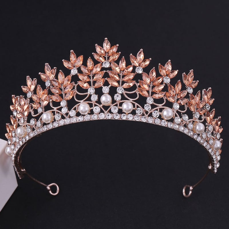 Булчинска корона с кристали, сплав; покритие: дебело сребро/KC злато; обработка: диамант; дамски стил