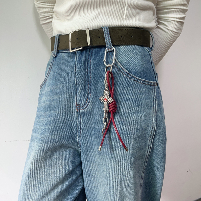 Vyrų metalinė juosmens grandinėlė su pakabukais: kardas, kryžius ir apvalūs karoliukai – ilgis iki 60 cm, plotis 3 mm, užsegimas lobster