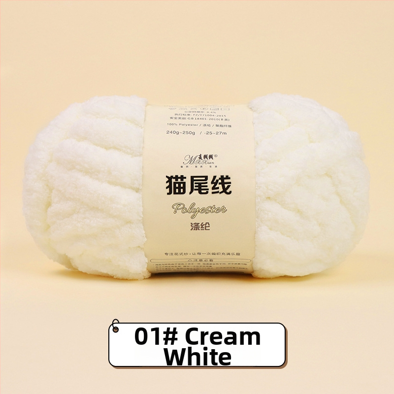 Kézzel kötött pléd és párna extrán vastag gyapjúfonallal, DIY — cicafészek és ujjsál