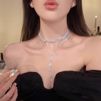 Colier din alloy, lucrat manual, cu lanț box multi-strat, stil lux ușor pentru femei, primăvara 2024