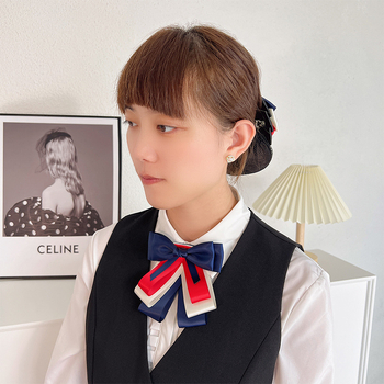 Moteriška kaklo gėlės kaklaraištis, poliesterio pamušalas, yarn-dyed vienos spalvos, plokščias galvutės stilius