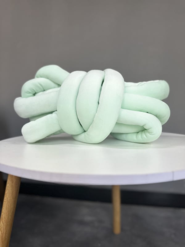 Kunmi beebidele sobiv sametist tekk voodi jaoks – keemiline kiud, 800–1000 g, kõikidel aastaaegadel, kohandatav