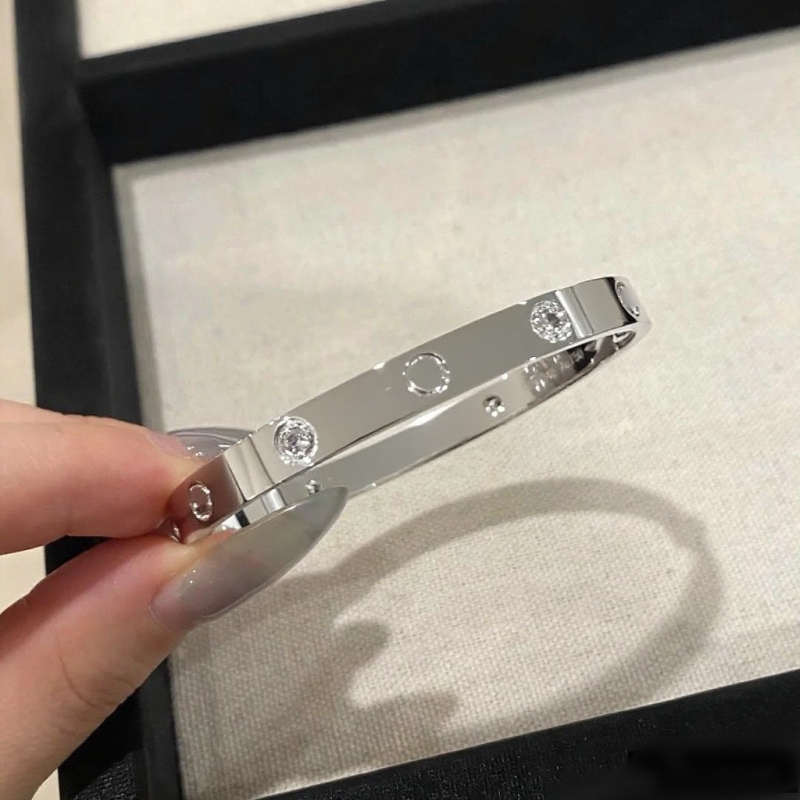 Meilės apyrankė iš vario lydinio, CNC aukštos versijos, elektroplakavimas, 18K danga, 2025 metų pavasaris, svoris 22 g