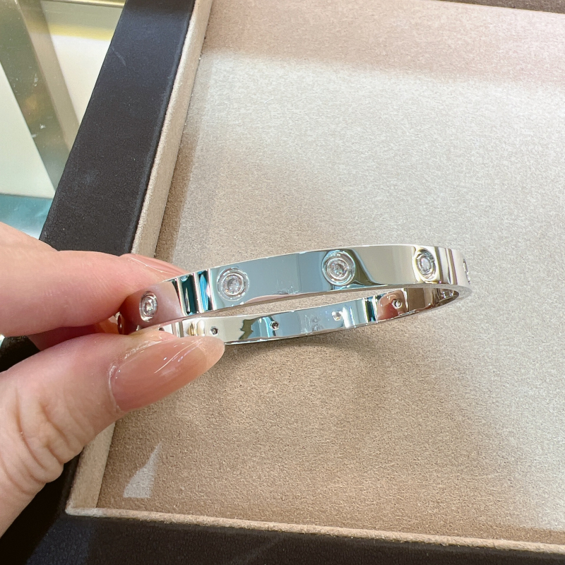 Meilės apyrankė iš vario lydinio, CNC aukštos versijos, elektroplakavimas, 18K danga, 2025 metų pavasaris, svoris 22 g