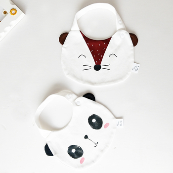 Bib pentru bebeluși din bumbac pur (>95%), absorbant, pentru nou-născuți până la 3 ani, modele animale și desene animate.