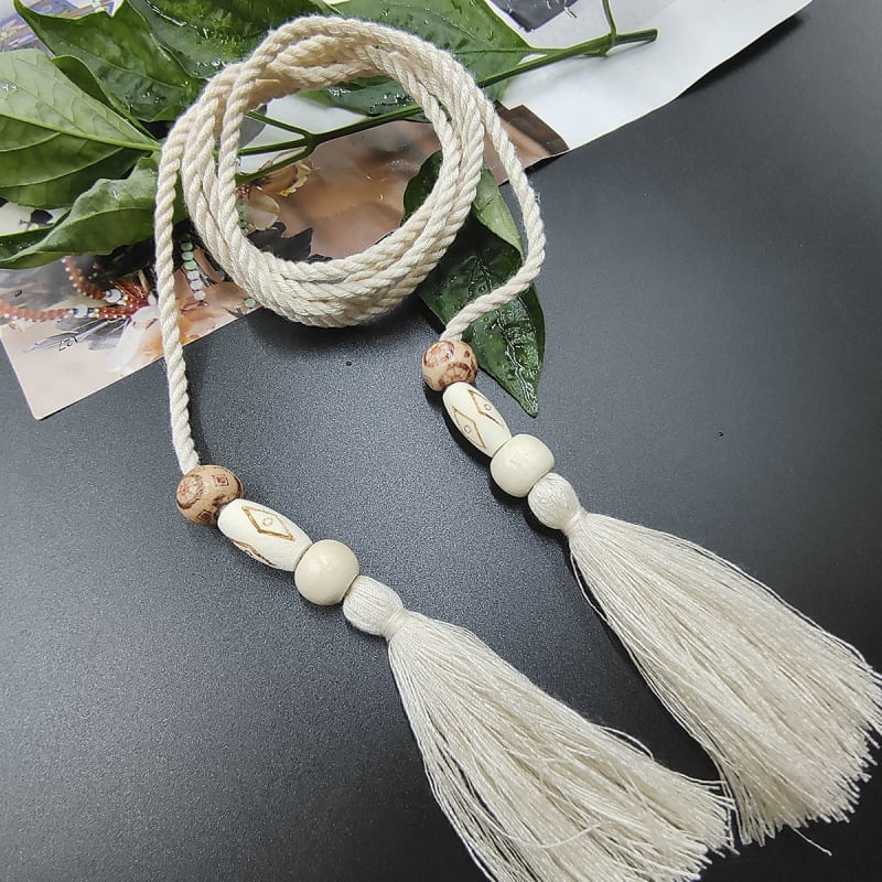 Medvilnės audinio dekoratyvinė liemens juosta, etninio stiliaus – suknelės aksesuaras (Medžiaga: Kita; Sezonas: Pavasaris; Stilius: Šiuolaikinis paprastumas; Panaudojimas: Laisvalaikio kelionės; Išleidimas: Žiema 2022)