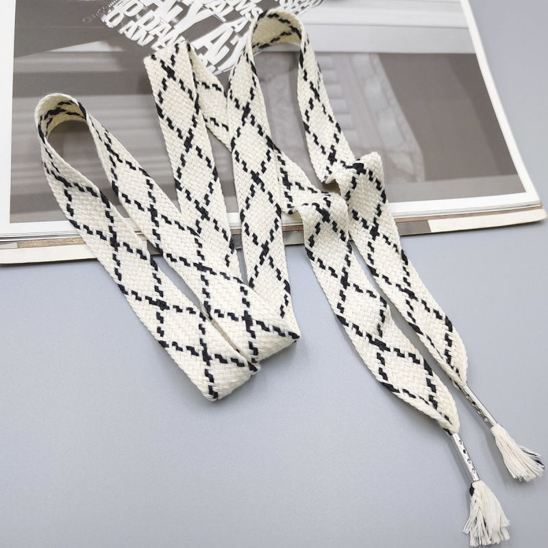 Medvilnės audinio dekoratyvinė liemens juosta, etninio stiliaus – suknelės aksesuaras (Medžiaga: Kita; Sezonas: Pavasaris; Stilius: Šiuolaikinis paprastumas; Panaudojimas: Laisvalaikio kelionės; Išleidimas: Žiema 2022)